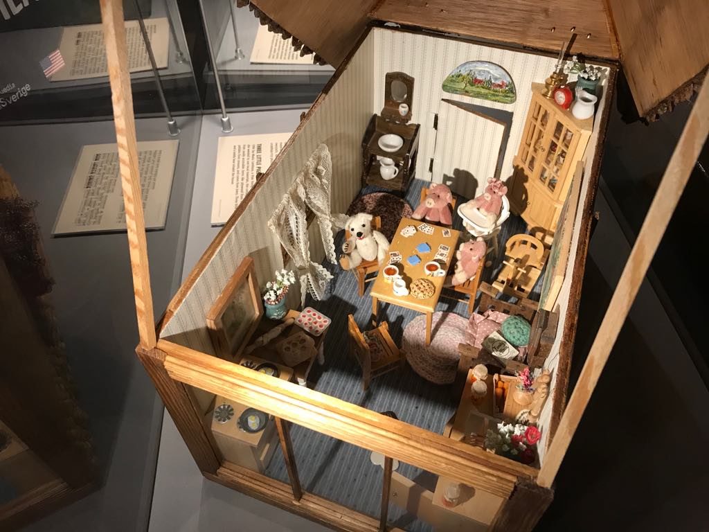 музей кукольных домиков варшава